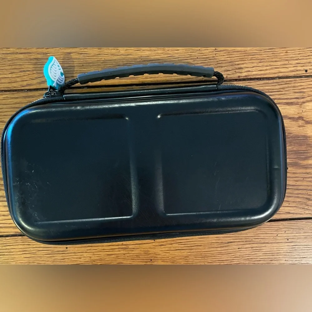 GUC Nintendo switch Animal Crossing carrying case